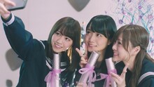 乃木坂46「ハルジオンが咲く頃」MVのワンシーン。
