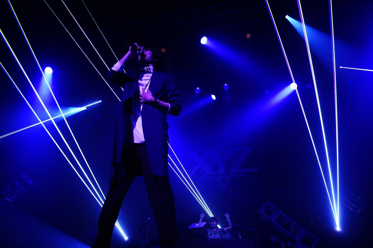 しゅーず（撮影：小松陽祐［ODD JOB］）