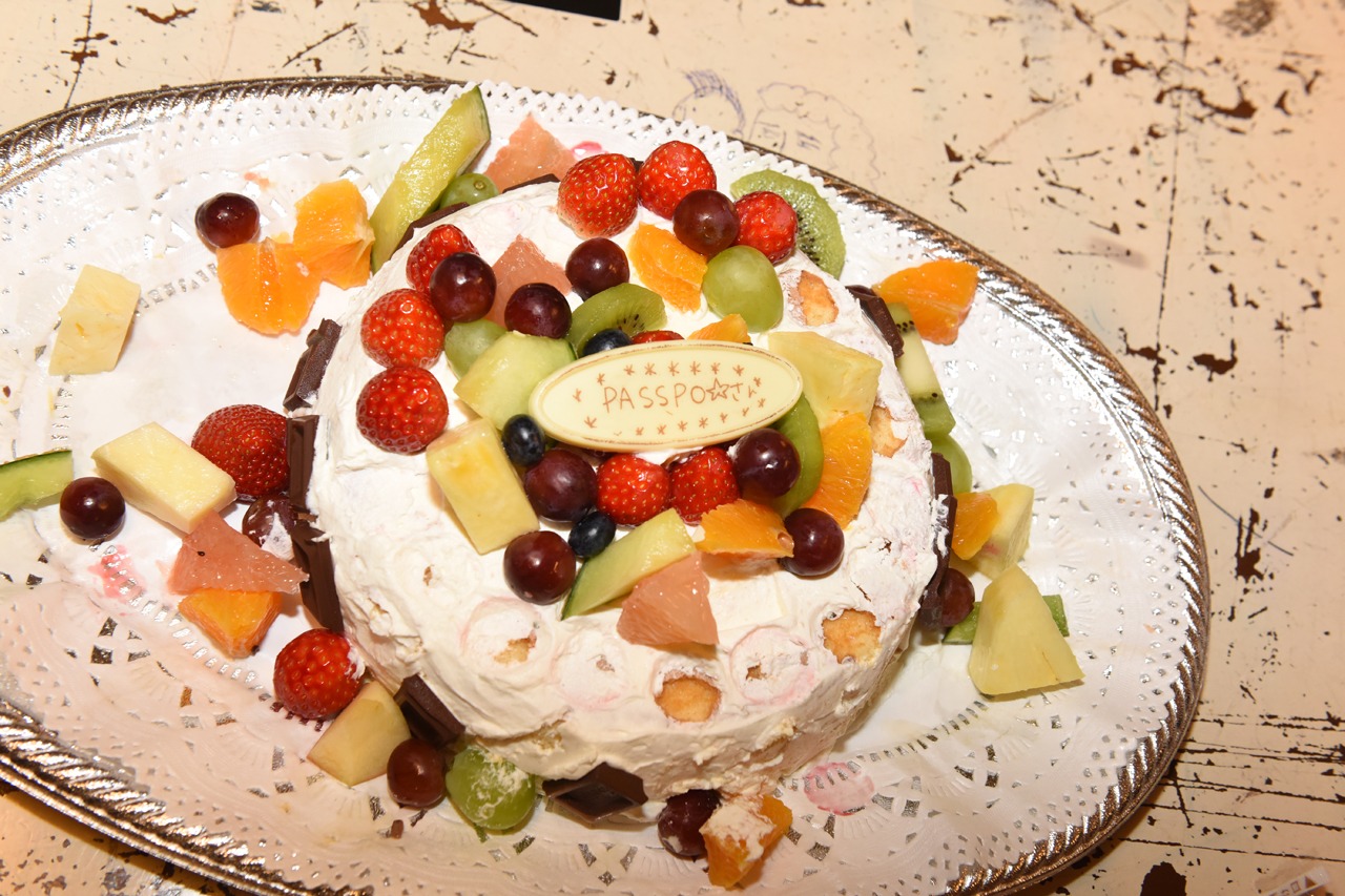 ぷちぱすぽ☆による手作りケーキ。
