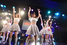 PASSPO☆によるフライトの様子。