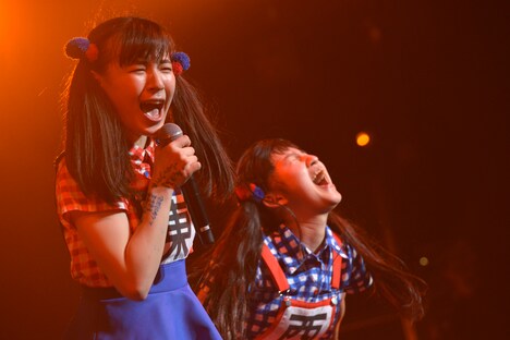 「【～生と死～】生ハムと焼うどんワンマンライブ二品目」の様子。