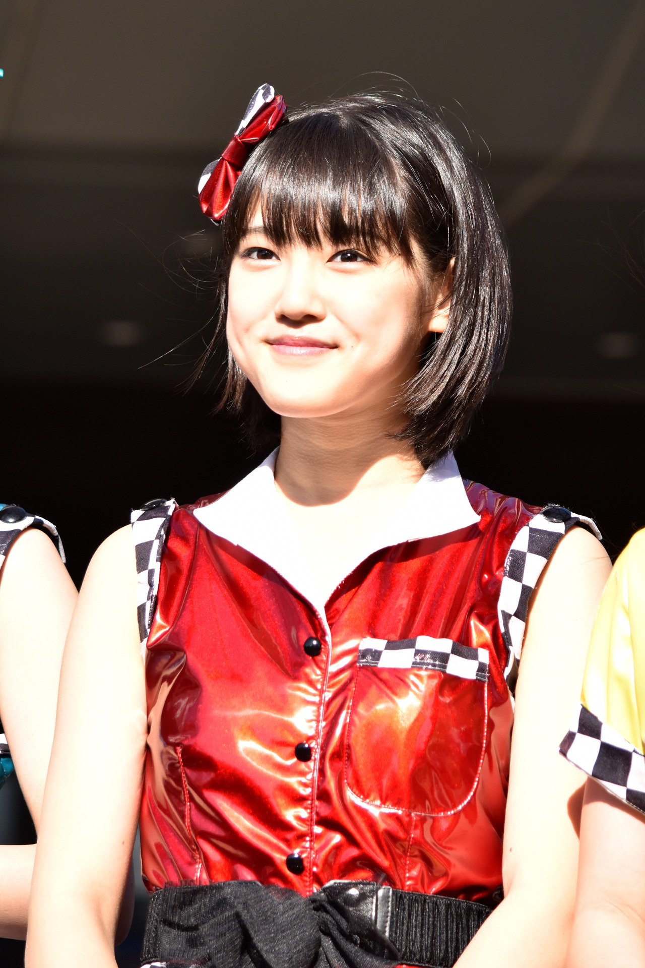 小関舞