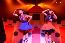 3月2日に東京・赤坂BLITZで行われた生ハムと焼うどん2ndワンマンライブ「【～生と死～】生ハムと焼うどんワンマンライブ二品目」の様子。