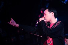 YONCE（Suchmos）（撮影：日吉純平）