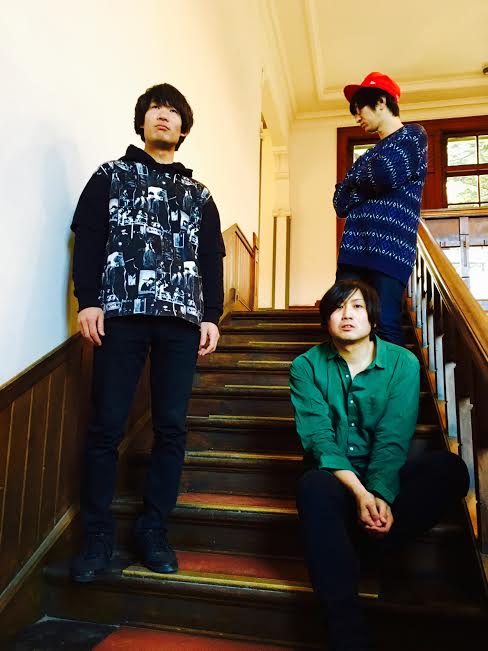 ネズミハナビにベーシスト北尾加入、スリーピースに