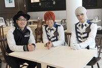 左から鈴木拓、神生アキラ、泉奏。