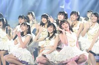 「みんな、泣くんじゃねえぞ。宮澤佐江卒業コンサート in 日本ガイシホール」１日目の公演の様子。(c)AKS