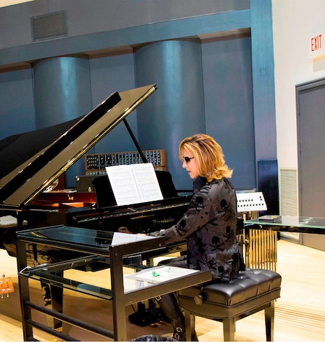「関ジャム完全燃SHOW」に登場したYOSHIKI。(c)テレビ朝日