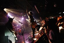 MOTHBALL「Galactica Spectra : Episode 1」の様子。（Photo by Tetsuya Yamakawa）