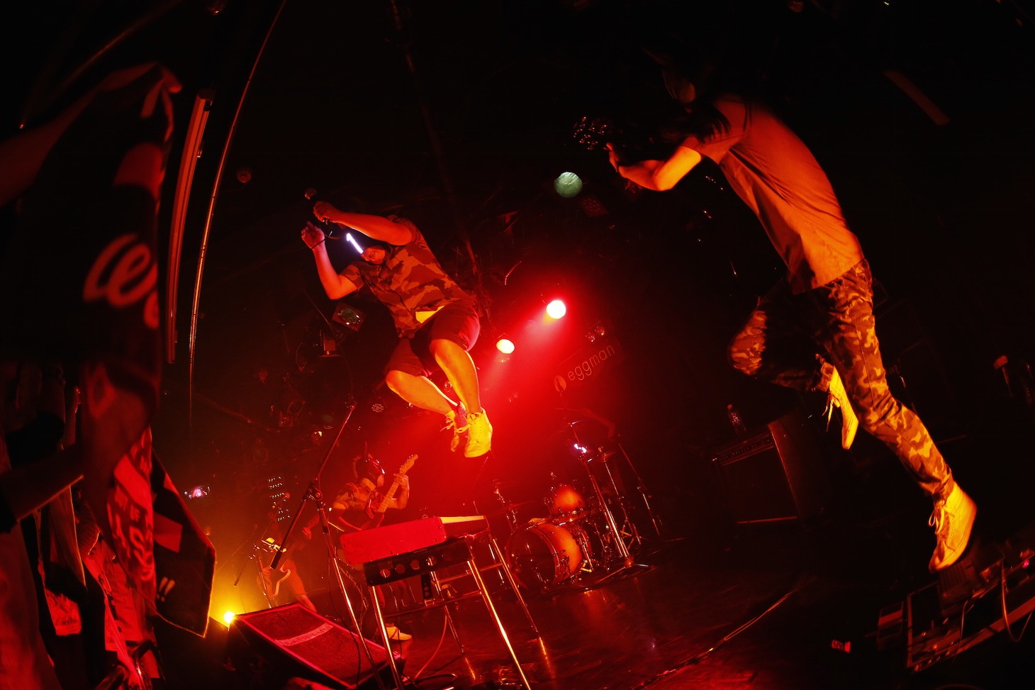 MOTHBALL「Galactica Spectra : Episode 1」の様子。（Photo by Tetsuya Yamakawa）