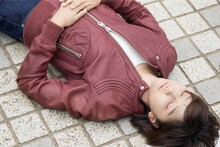 「ストレンジャー ～バケモノが事件を暴く～」の玉井詩織出演シーン。(c)テレビ朝日