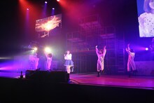 内田真礼「Hello, 1st contact!」の様子。（写真提供：ポニーキャニオン）