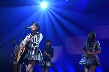 「AKB48グループ『誰かのためにプロジェクト』被災地復興支援ライブ」の様子。(c)AKS