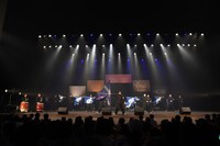 「AKB48グループ『誰かのためにプロジェクト』被災地復興支援ライブ」の様子。(c)AKS