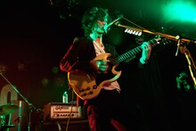 氏原ワタル（Vo, G）（撮影：新保勇樹）