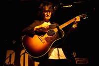 氏原ワタル（Vo, G）（撮影：新保勇樹）