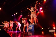 「lyrical school oneman live 2016 @ Shinjuku BLAZE」の様子。