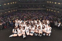 「AKB48グループ『誰かのためにプロジェクト』被災地復興支援ライブ」の様子。(c)AKS