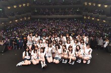 「AKB48グループ『誰かのためにプロジェクト』被災地復興支援ライブ」の様子。(c)AKS