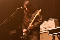 山崎康介（G / 雨のパレード）（撮影：古渓一道）