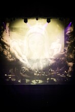 amazarashi「世界分岐二〇一六」中野サンプラザホール公演の様子。（写真提供：ソニー・ミュージックアソシエイテッドレコーズ）