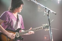 長澤知之（Vo, G / AL）（Photo by Makoto Sugita）