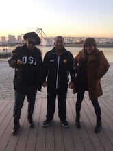 左から河井純一、石井智宏、片桐舞子。