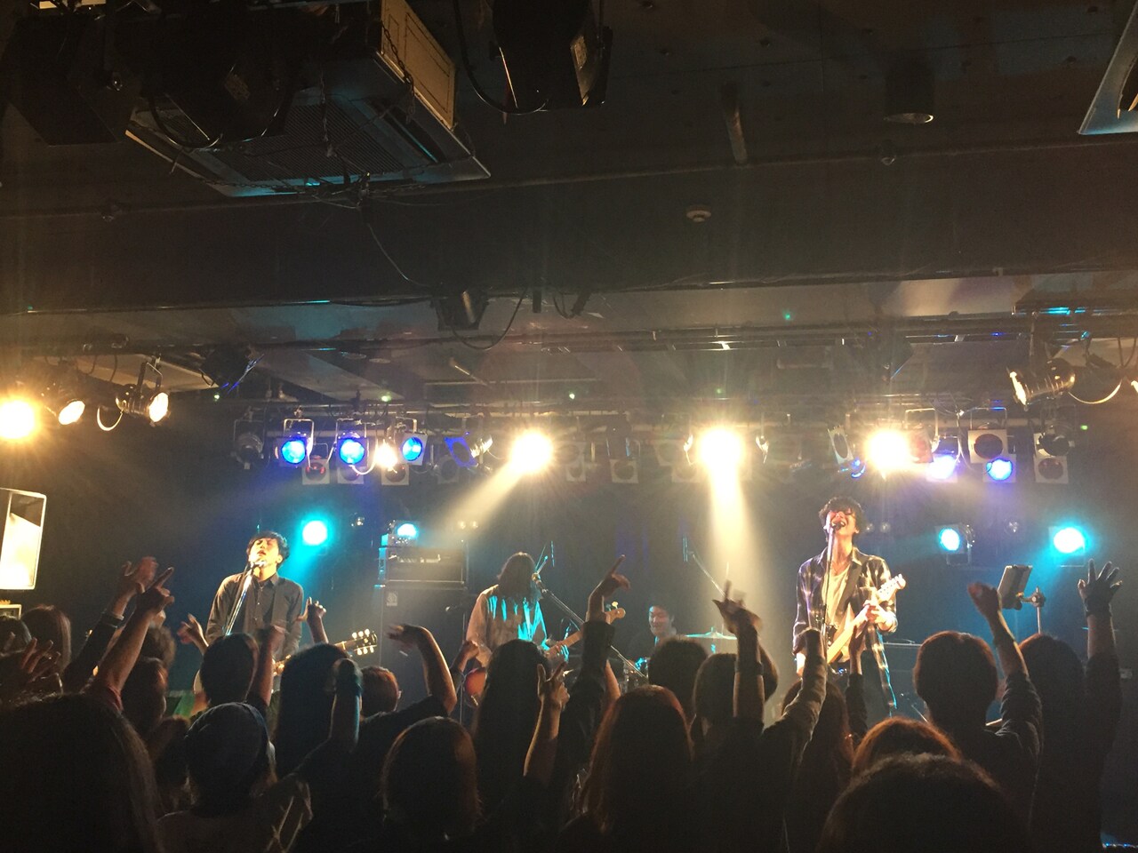 「もう魔法みたい」NOVELS東京レコ発、THE PINBALLSと踊る一夜