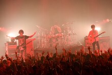 UNISON SQUARE GARDEN（撮影：古溪一道）