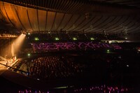 「超特急 CHRISTMAS ONEMAN LIVE 2015 Fantasy Love Train～君の元までつながるRail～」の様子。