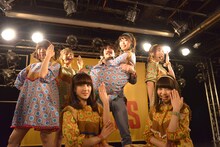 清 竜人25「LOVE&WIFE&PEACE▽」発売記念インストアイベントの様子。