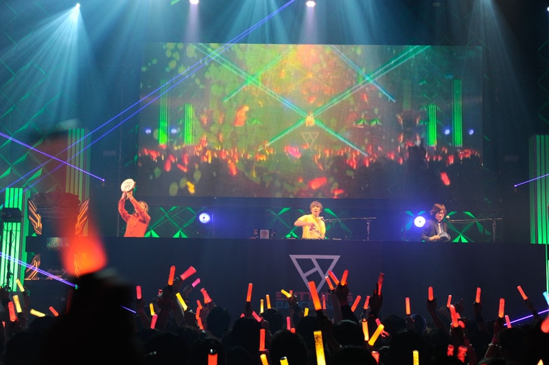「EXIT TUNES DANCE PARTY 2016-SOUND VOLTEX FLOOR ANTHEM & beatnation summit-」の様子。（提供：EXIT TUNES）