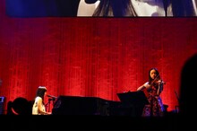 miwaと宮本笑里。（撮影：佐藤薫）