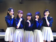 左から鶴田葵、宮島小百合、高橋明日香、今出舞、栗生みな。