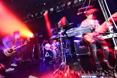 アベンズ東名阪ツアー初日、タカハシマイは「俺たちのオアシス」