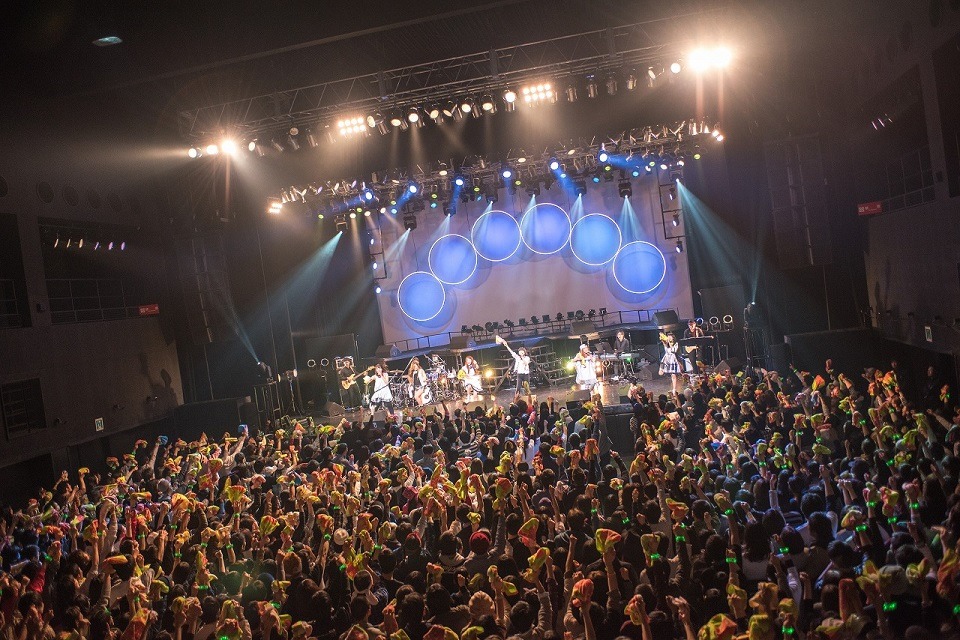 Little Glee Monster「リトグリ 春のZeppツアー2016 ～Colorful Monster～」愛知・Zepp Nagoya公演の様子。（写真提供：Sony Music Records）