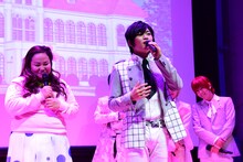 ゆいP（おかずクラブ）に告白する朴ウィト（アルスマグナ）。