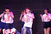 新潟・NGT48劇場での「ミュージャック」のロケの様子。（写真提供：関西テレビ）