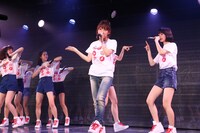 新潟・NGT48劇場での「ミュージャック」のロケの様子。（写真提供：関西テレビ）