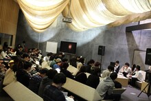 「Hello Sleepwalkers × MUSICA "Planless Perfection"先行爆音試聴会」の様子。