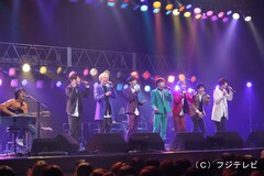 ダンサーも歌声響かせた一夜、超特急登場「フォーク・デイズ」フジNEXTで