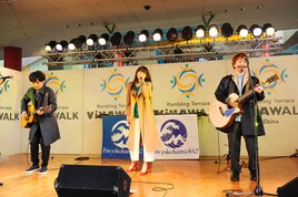 いきものがかり、10周年記念日に海老名に凱旋！祝福の中「SAKURA」披露