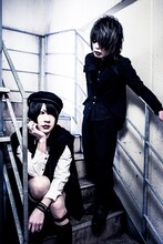 怪人二十面奏。左からマコト、KEN。