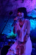 コムアイ（提供：ワーナーミュージック・ジャパン）