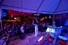 「SXSW 2016」での水曜日のカンパネラのライブの様子。（提供：ワーナーミュージック・ジャパン）