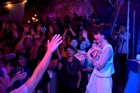 コムアイ（提供：ワーナーミュージック・ジャパン）