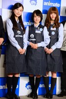 左から佐々木琴子、生駒里奈、松村沙友理。