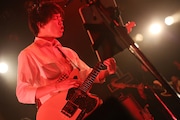 片岡健太(Vo, G)(撮影:後藤壮太郎)
