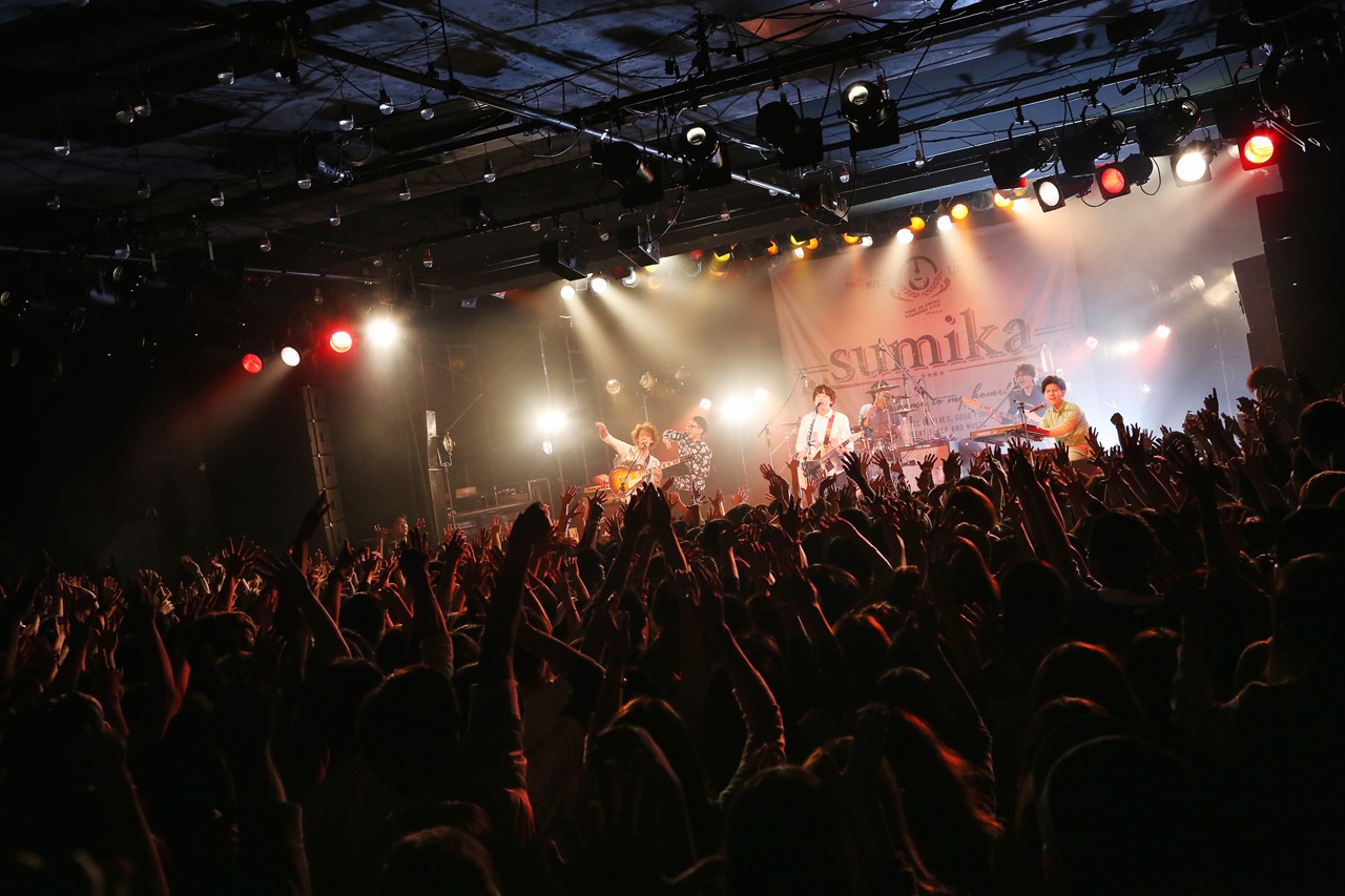 sumika「Re:Birth Tour」東京・LIQUIDROOM公演の様子。（撮影：後藤壮太郎）