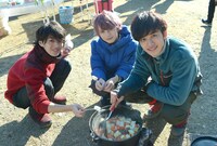 左からMASAKI、とまん、TAKUMI。